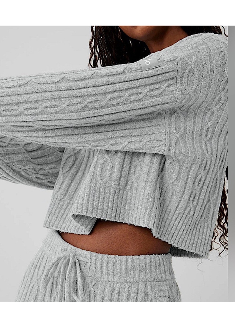Alo Yoga Cable Knit Winter Bliss Hoodie Athletic Heather Grey Size L NWT - Picture 3 of 11